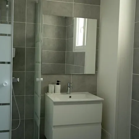 Sofiane * Παρίσι