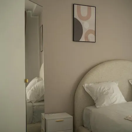 Sofiane * Παρίσι